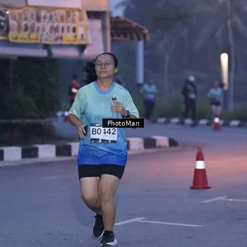 Runner Photo 8976094