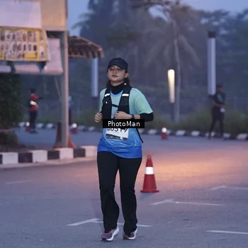 Runner Photo 8976095