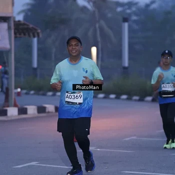 Runner Photo 8976101