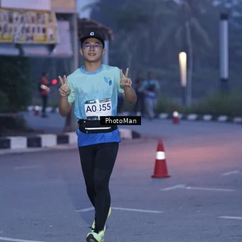 Runner Photo 8976103