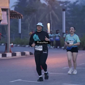 Runner Photo 8976106