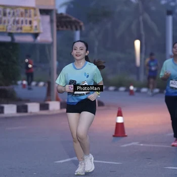 Runner Photo 8976113