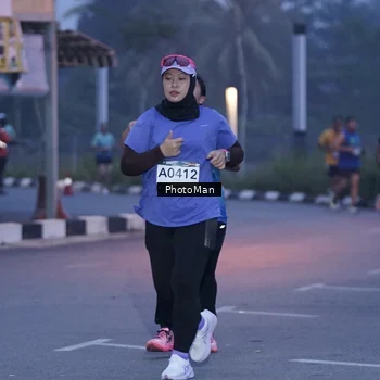 Runner Photo 8976115