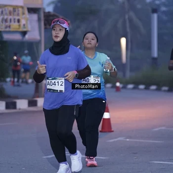 Runner Photo 8976117