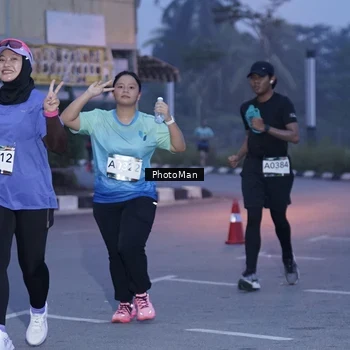 Runner Photo 8976118
