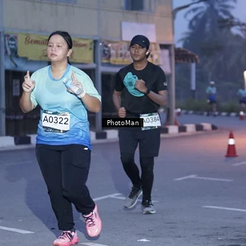 Runner Photo 8976122