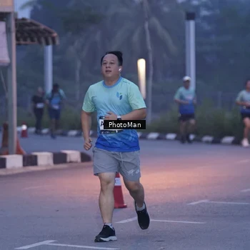 Runner Photo 8976123
