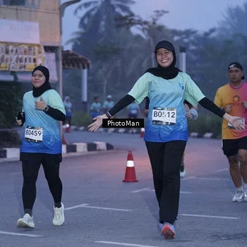 Runner Photo 8976143