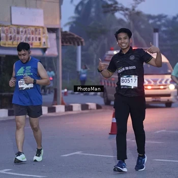 Runner Photo 8976145