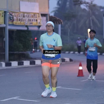 Runner Photo 8976171