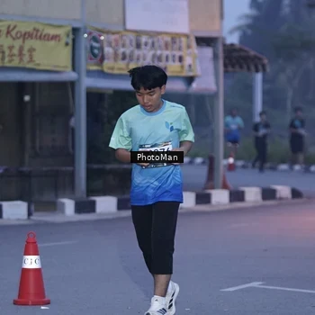 Runner Photo 8976176