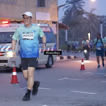 Runner Photo 8976194