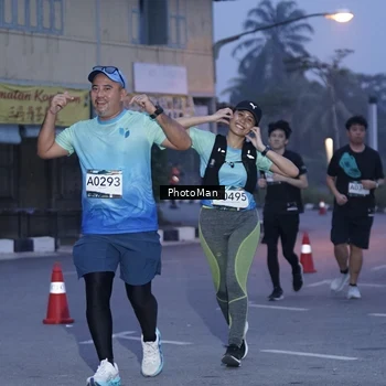 Runner Photo 8976202