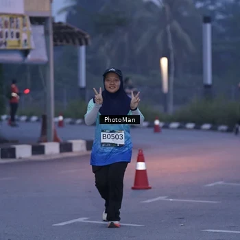 Runner Photo 8976216