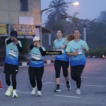 Runner Photo 8976225