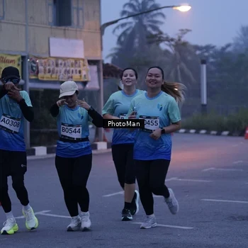 Runner Photo 8976226