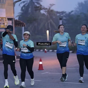 Runner Photo 8976228