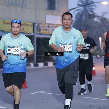 Runner Photo 8976237