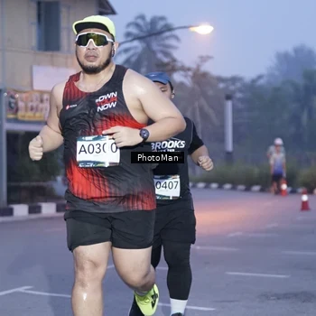 Runner Photo 8976239