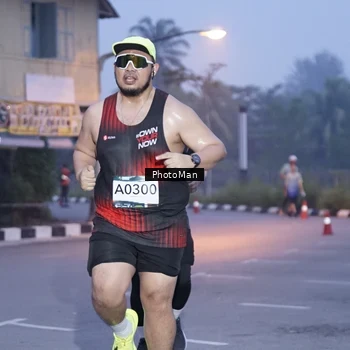 Runner Photo 8976240