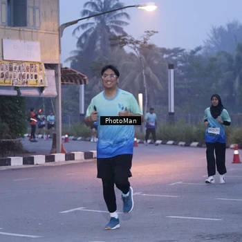 Runner Photo 8976242