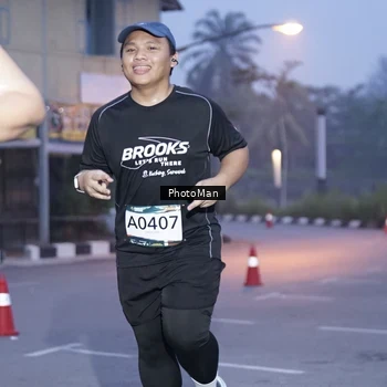 Runner Photo 8976247