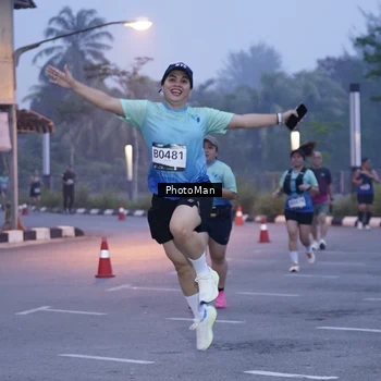 Runner Photo 8976268