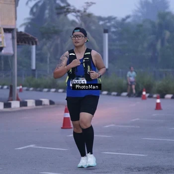 Runner Photo 8976277