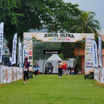 Runner Photo 8976282
