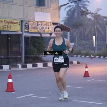 Runner Photo 8976286