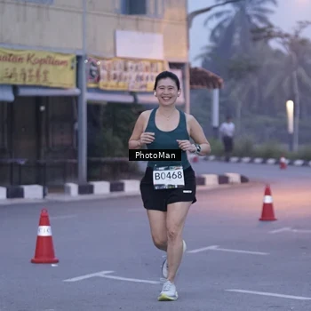 Runner Photo 8976291