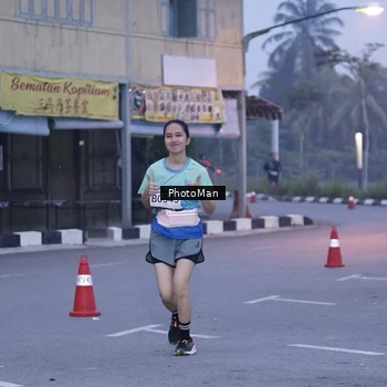 Runner Photo 8976302