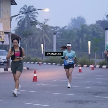 Runner Photo 8976303