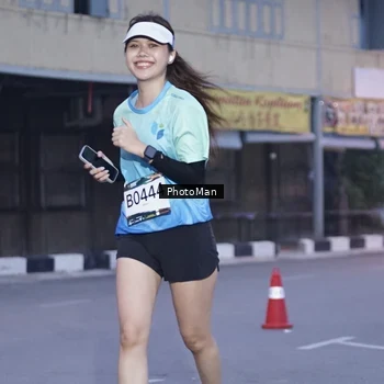 Runner Photo 8976313