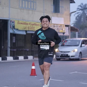 Runner Photo 8976319