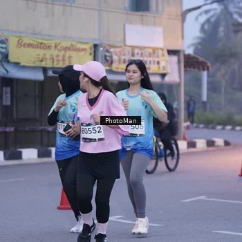 Runner Photo 8976326