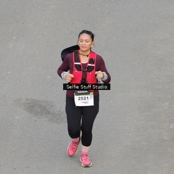 Runner Photo 8976342