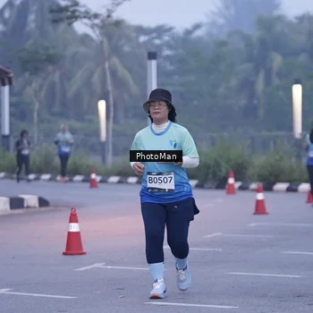 Runner Photo 8976348