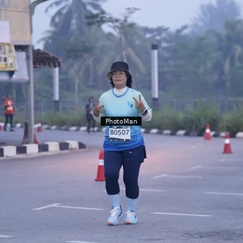 Runner Photo 8976353