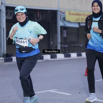 Runner Photo 8976354
