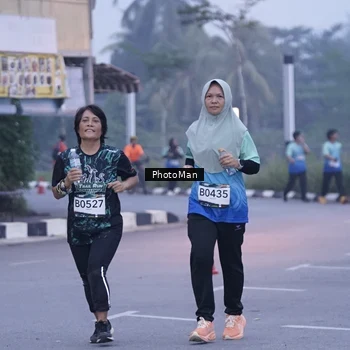 Runner Photo 8976357