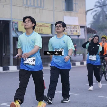 Runner Photo 8976362
