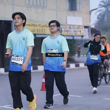 Runner Photo 8976365