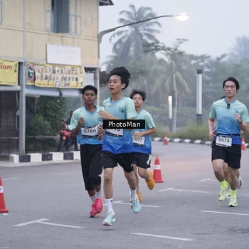 Runner Photo 8976373