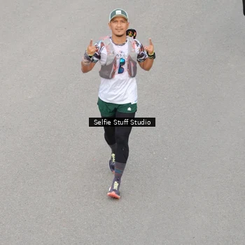 Runner Photo 8976378