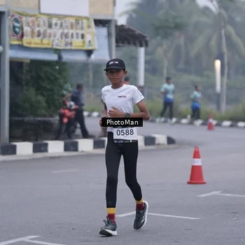 Runner Photo 8976379