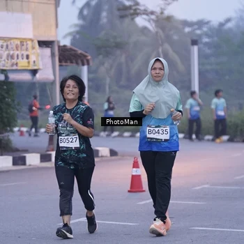 Runner Photo 8976380