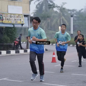 Runner Photo 8976390