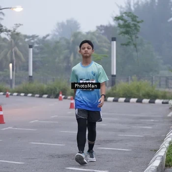 Runner Photo 8976397