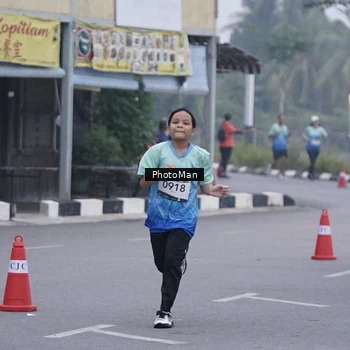 Runner Photo 8976398